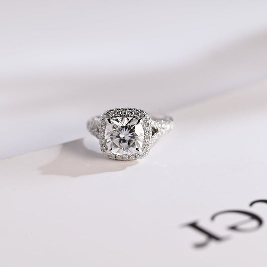 Stunning 1.0 - 2.0 CT Cushion Moissanite Engagement Ring With Pave & Halo Design 1