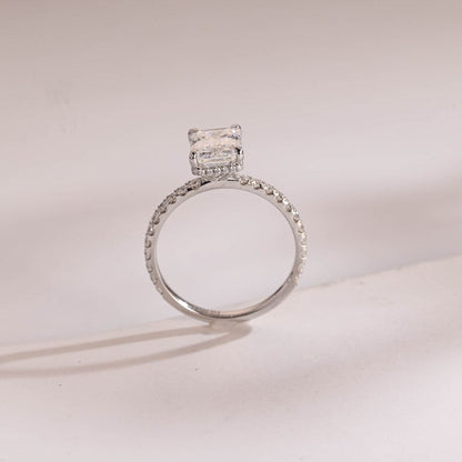 Stunning 1.0 - 2.0 CT Emerald Moissanite Engagement Ring With Hidden Halo & Pave Design 8