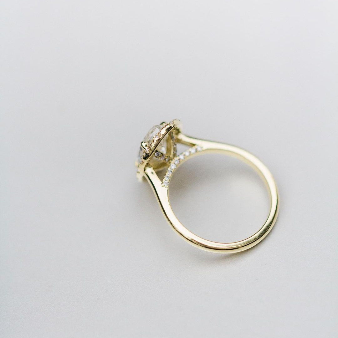 3.8 CT Oval Halo Lab Grown Diamond Engagement Ring