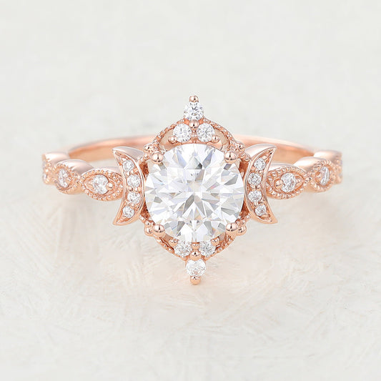 0.9 CT Round Vintage Cluster Lab-Grown Diamond Engagement Ring