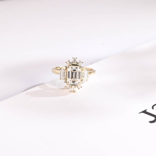 Stunning 1.0 - 2.0 CT Emerald Moissanite Engagement Ring With Cluster Design 1