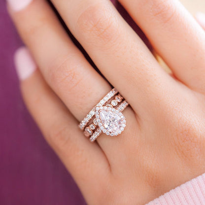 1.33 CT Pear Halo & Pave Lab Grown Diamond Engagement Ring