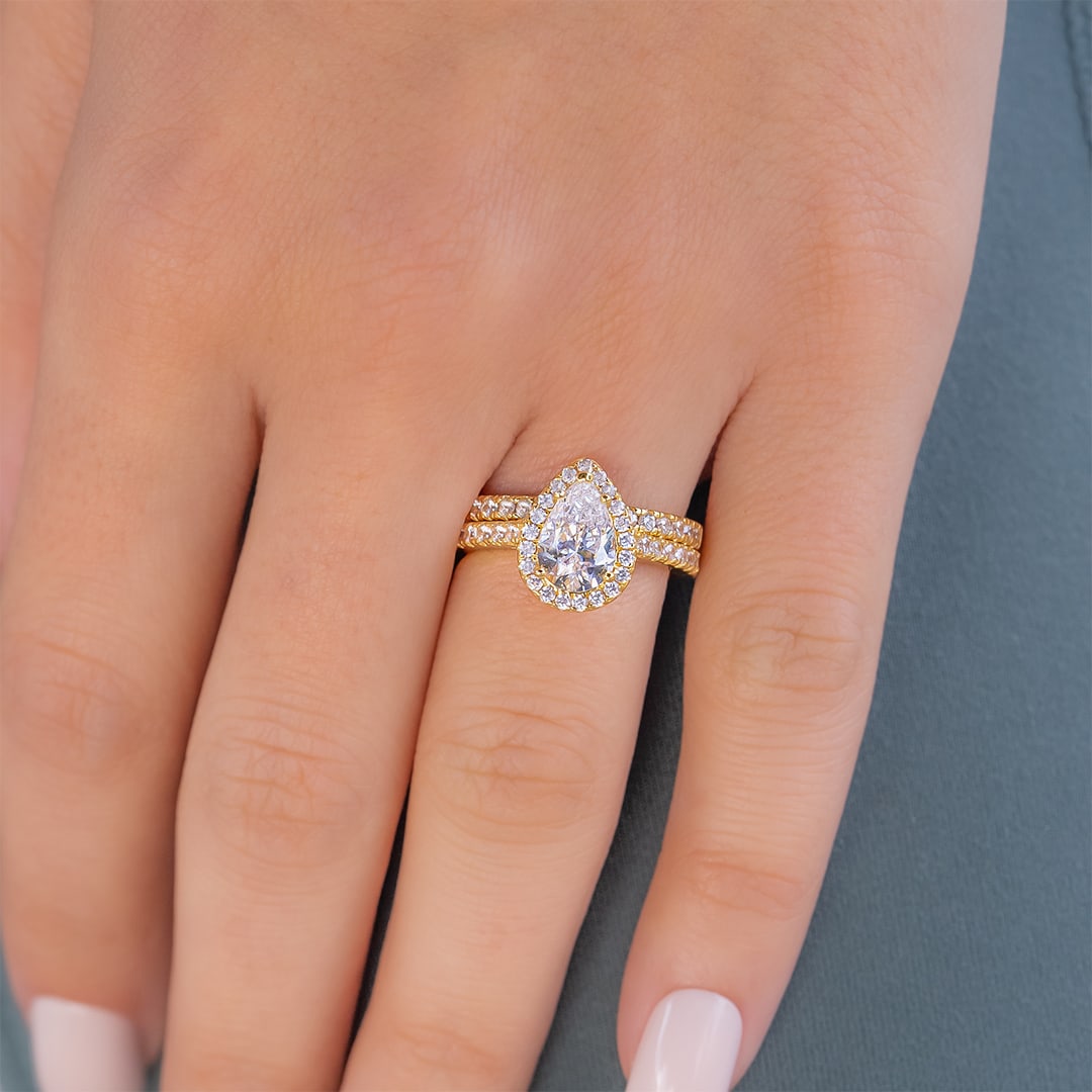 1.33 CT Pear Halo & Pave Lab Grown Diamond Engagement Ring